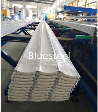 Pu Foam Roller Shutter Machine Thermal Insulating Door Steel Frame